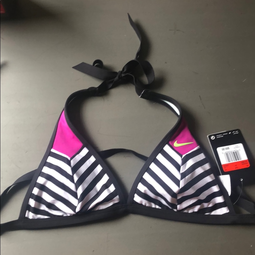 Nike swim top Xs